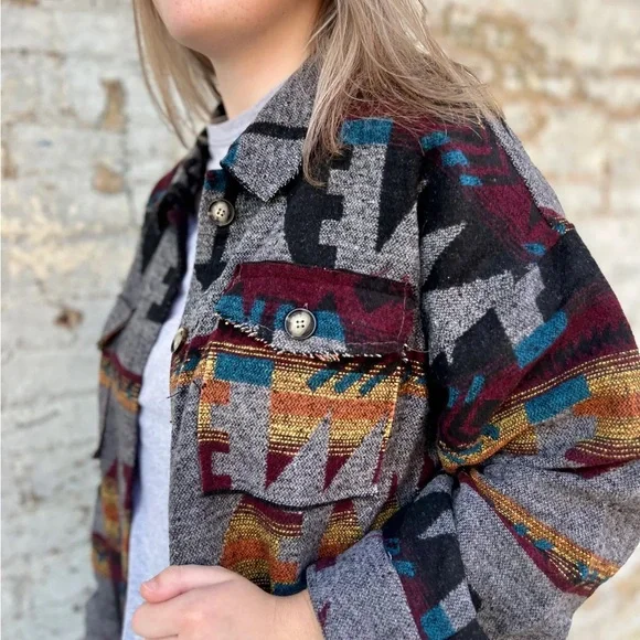 New In Aztec Tribal Shacket Jacket - Picture 7 of 11